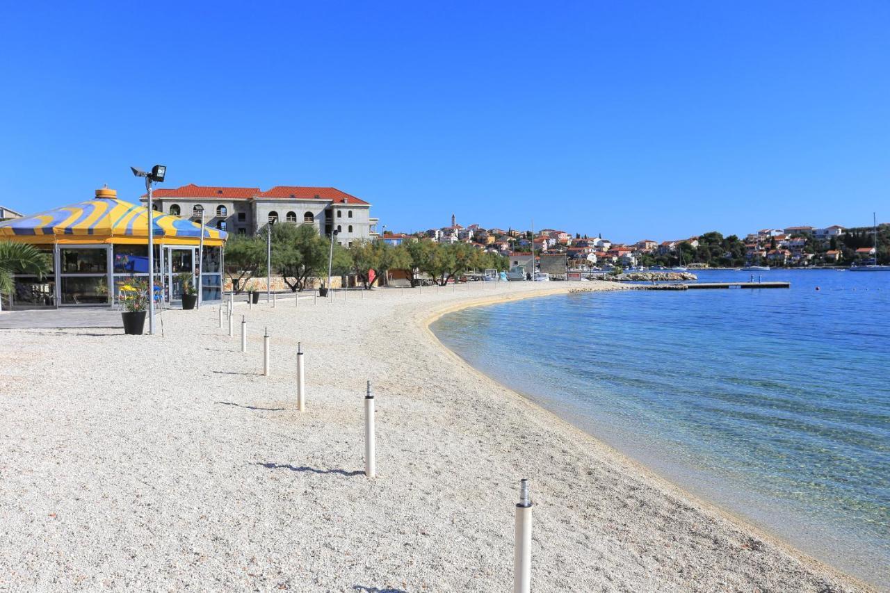 Apartments With A Parking Space Seget Vranjica, Trogir - 8507 Экстерьер фото